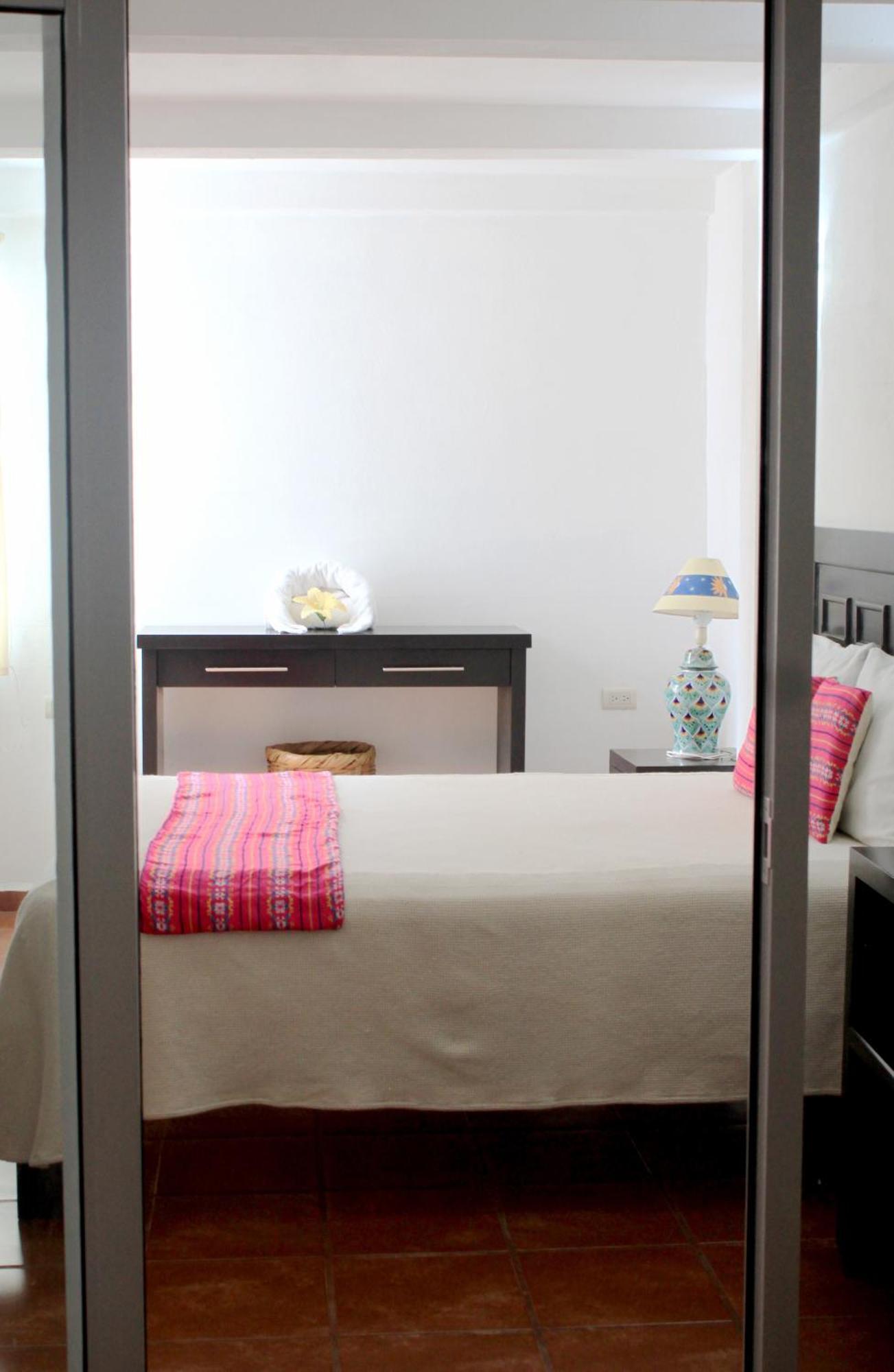 La Iguana Vallarta Lgbt Adults Only - Romantic Zone - Party Clubbing Street Puerto Vallarta Chambre photo