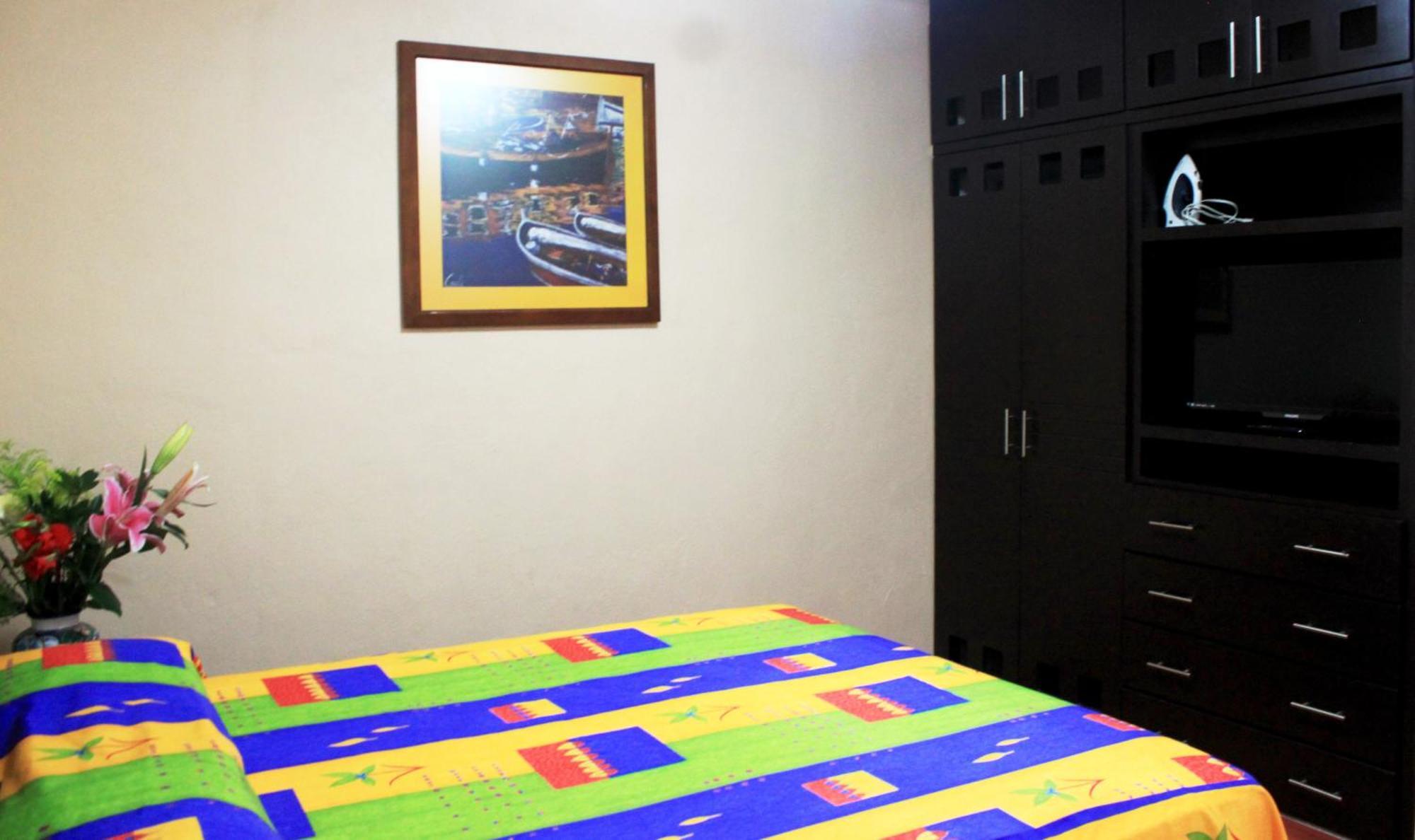 La Iguana Vallarta Lgbt Adults Only - Romantic Zone - Party Clubbing Street Puerto Vallarta Chambre photo