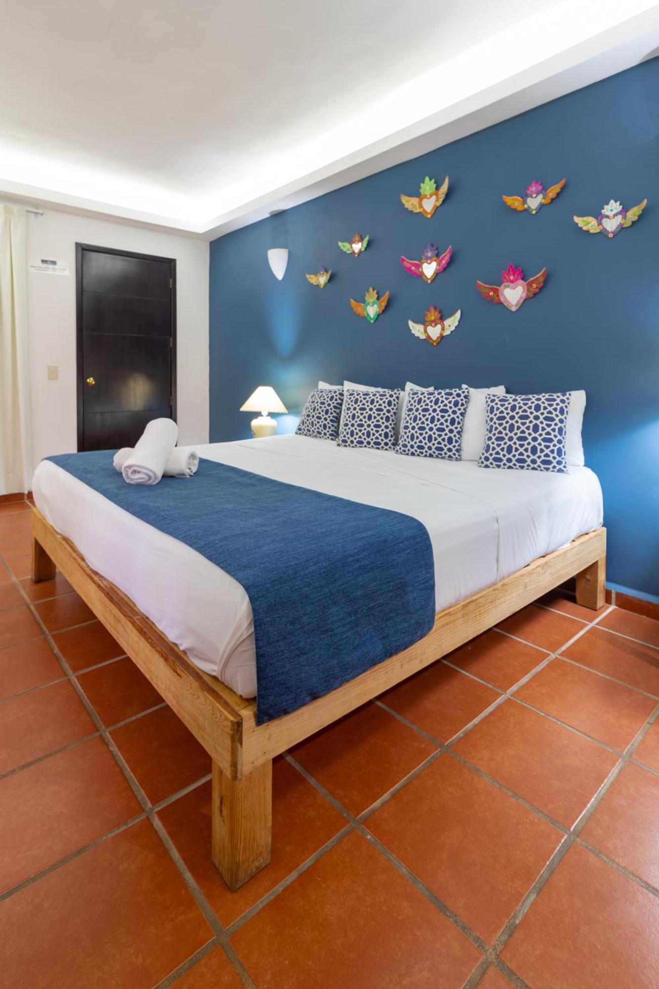 La Iguana Vallarta Lgbt Adults Only - Romantic Zone - Party Clubbing Street Puerto Vallarta Extérieur photo