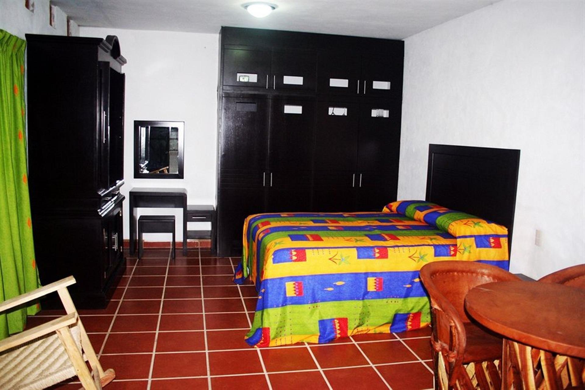 La Iguana Vallarta Lgbt Adults Only - Romantic Zone - Party Clubbing Street Puerto Vallarta Extérieur photo