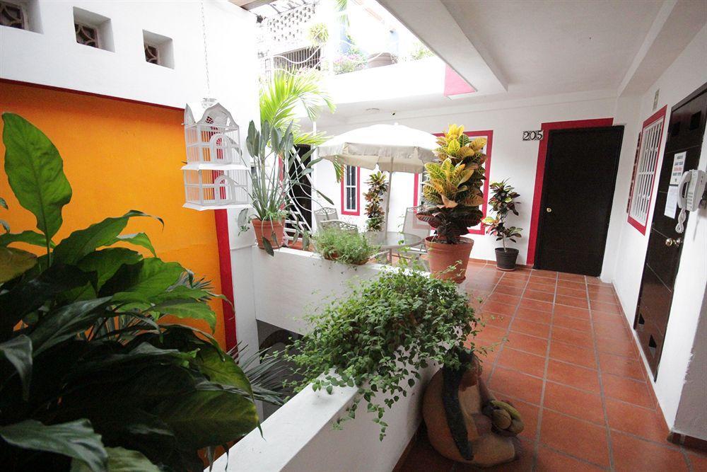 La Iguana Vallarta Lgbt Adults Only - Romantic Zone - Party Clubbing Street Puerto Vallarta Extérieur photo