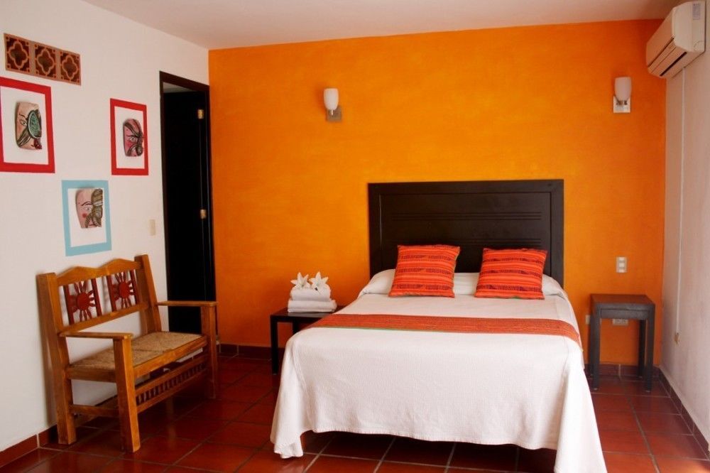 La Iguana Vallarta Lgbt Adults Only - Romantic Zone - Party Clubbing Street Puerto Vallarta Extérieur photo